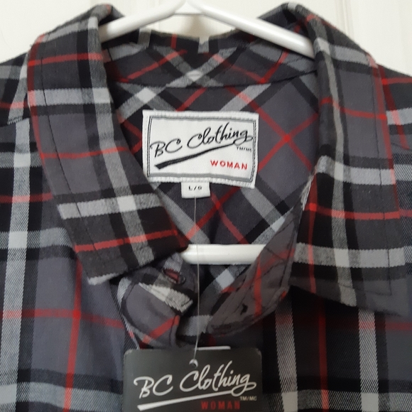 Beautiful never been worn shirt dress - Picture 3 of 4